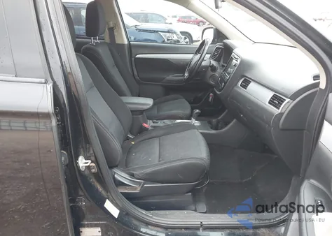 2016 Mitsubishi Outlander Se/Sel from USA, damaged, VIN JA4AD3A33GZ008855